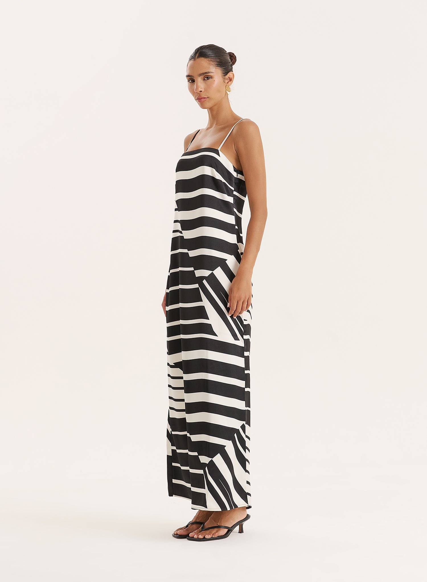 Second image of Black And White Abstract Print Sleeveless Maxi Dress- Jolene
