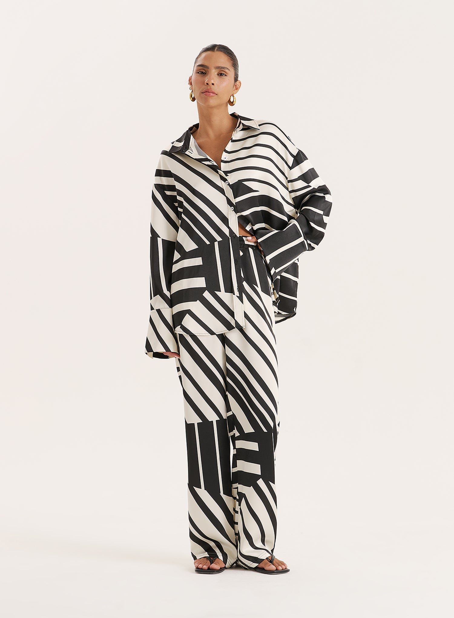Black And White Abstract Print Satin Trouser- Amira